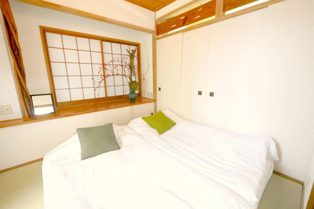 マスク配布ありa5 新宿10分 10人宿泊可能 出張在宅勤務に最適!!宿泊型テレワークスペース!!Wifi完備 回線安定してます!!長期宿泊受付中 Tokyo Esterno foto